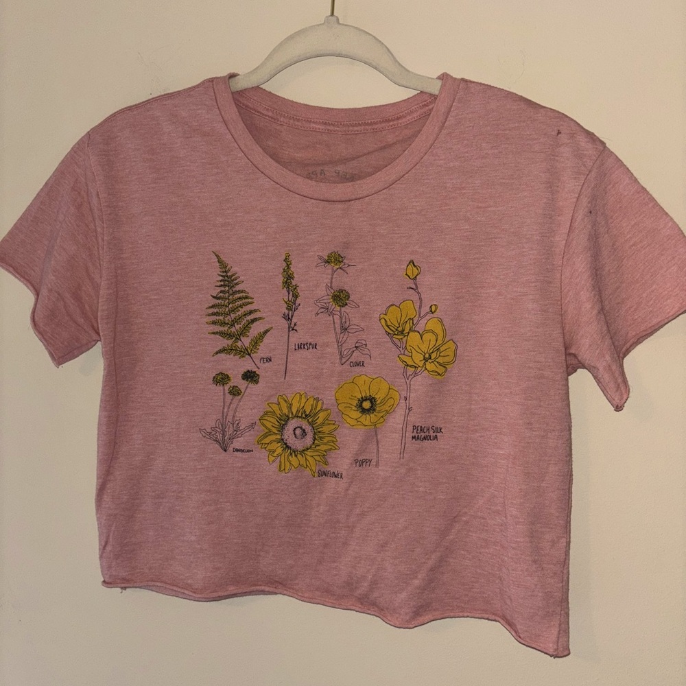 Floral Graphic Pink Crop Top